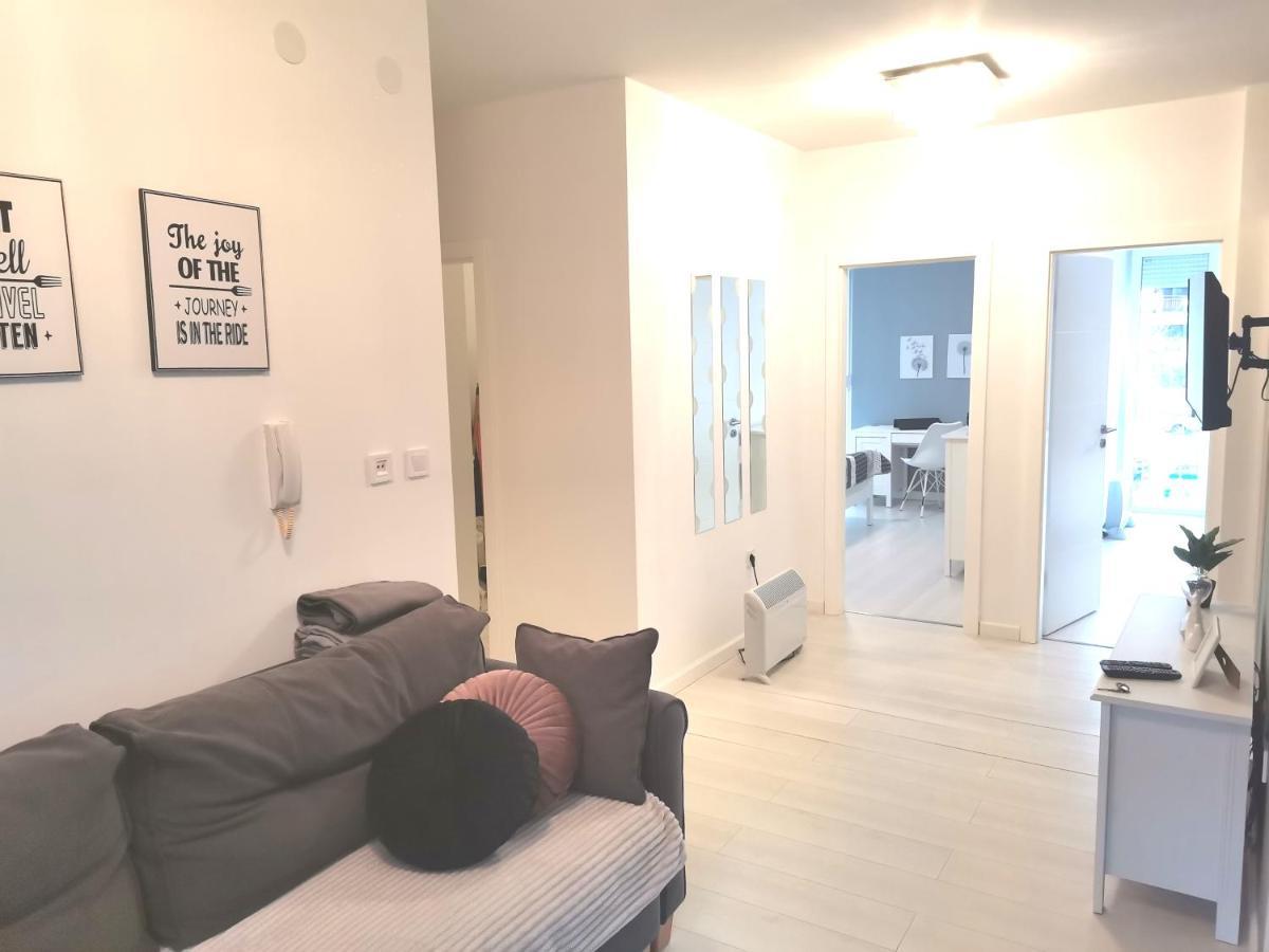 Residential Apartment Сплит Екстериор снимка